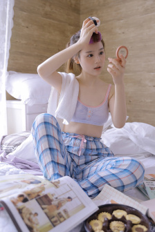 爹我是你亲生闺女啊